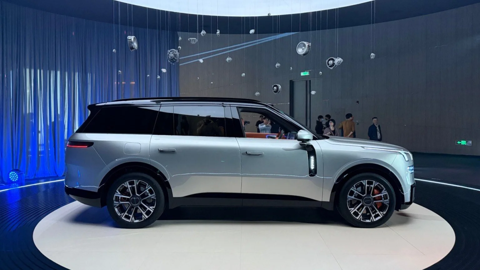 Lynk & Co 900 detail 5